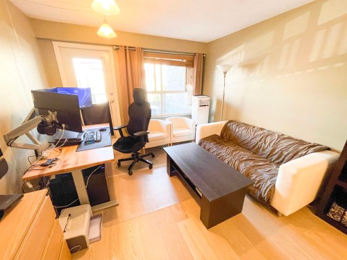 219-2680 4Th Avenue W, Vancouver, BC 