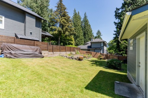 4370 Mountain Highway, North Vancouver, BC 