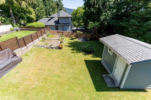 4370 Mountain Highway, North Vancouver, BC 