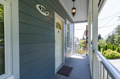 4370 Mountain Highway, North Vancouver, BC 