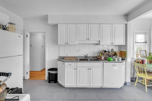 275 King Edward Avenue W, Vancouver, BC 