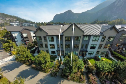38053 Helm Way, Squamish, BC 