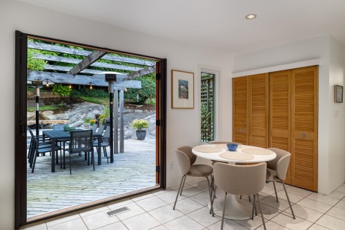 4615 Woodgreen Drive, West Vancouver, BC 