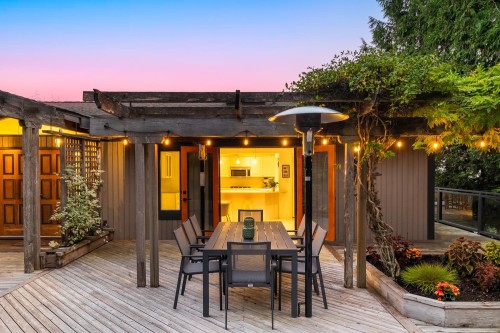 4615 Woodgreen Drive, West Vancouver, BC 