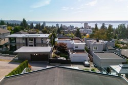 2128 Mathers Avenue  West Vancouver, BC V7V 2H3