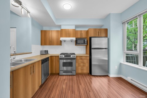 51-9229 University Crescent, Burnaby, BC 