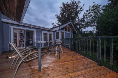 97 Deep Dene Place, West Vancouver, BC 