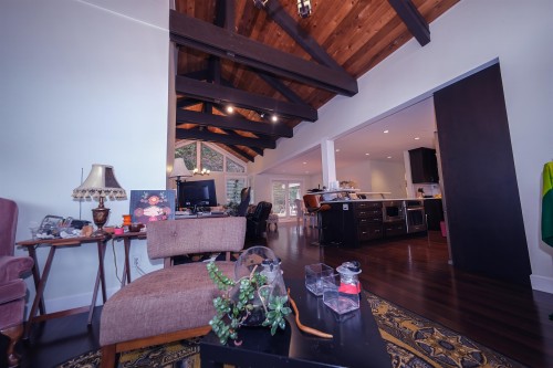 97 Deep Dene Place, West Vancouver, BC 