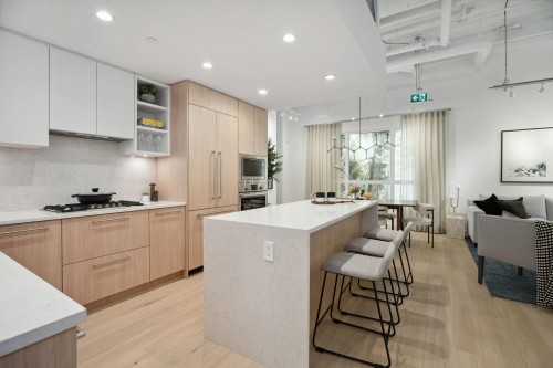 126-2050 Glenaire Drive, North Vancouver, BC 