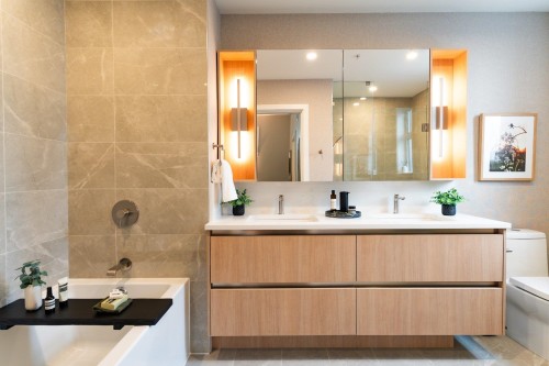 126-2050 Glenaire Drive, North Vancouver, BC 