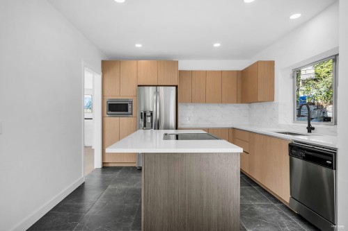 4809 Northwood Place, West Vancouver, BC 