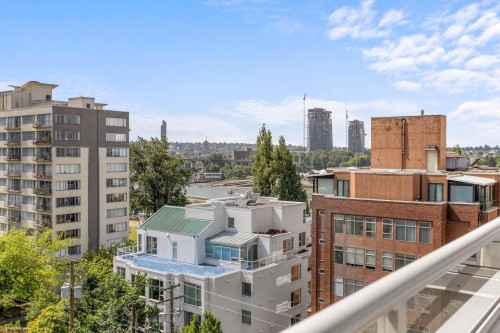 702-1436 Harwood Street, Vancouver, BC 