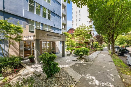 702-1436 Harwood Street, Vancouver, BC 