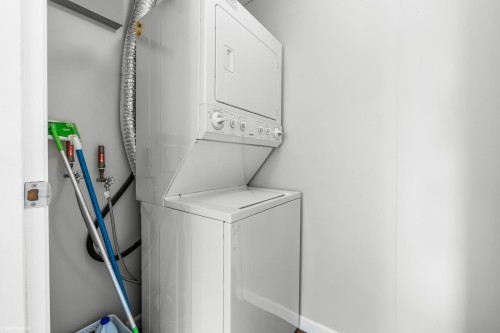 702-1436 Harwood Street, Vancouver, BC 