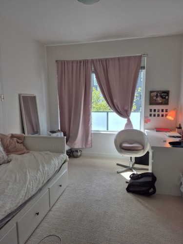 209-9250 University High Street, Burnaby, BC 