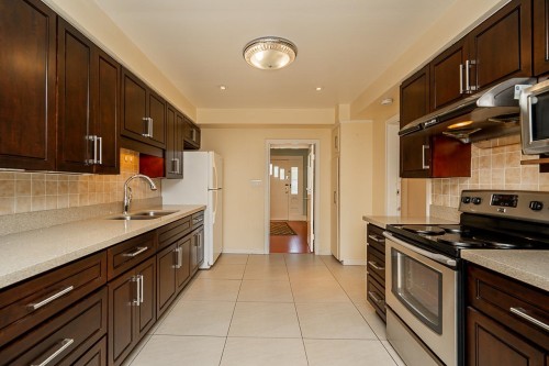 22 18Th Avenue E, Vancouver, BC 