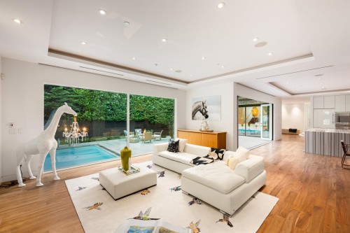 6350 Macdonald Street, Vancouver, BC 