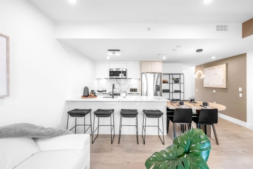 2069 1St Avenue E, Vancouver, BC 