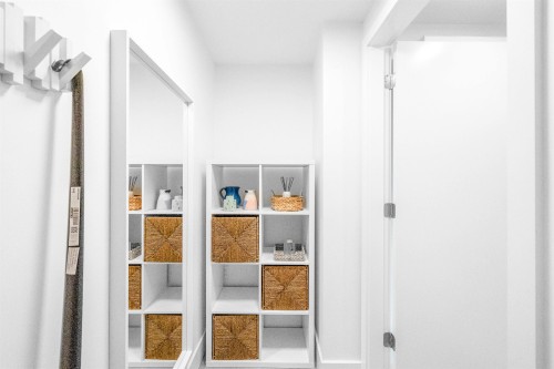 2069 1St Avenue E, Vancouver, BC 