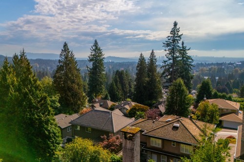 1195 Dempsey Road, North Vancouver, BC 