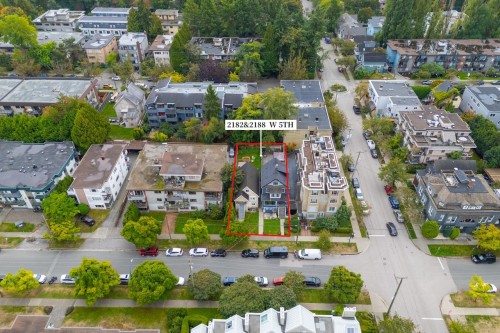 2182 5Th Avenue W, Vancouver, BC 