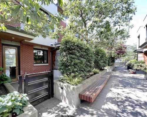 5432 Oak Street, Vancouver, BC 