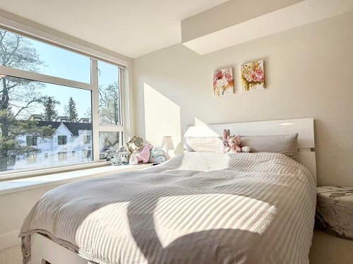 5432 Oak Street, Vancouver, BC 