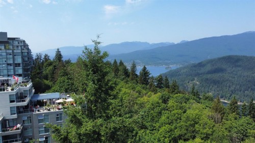 803-9262 University Crescent, Burnaby, BC 