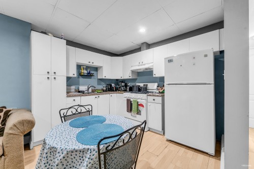 7017 Elwell Street, Burnaby, BC 