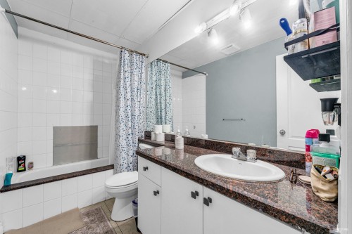 7017 Elwell Street, Burnaby, BC 