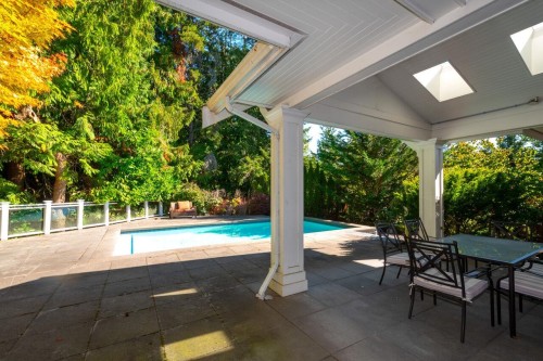 4659 Woodgreen Drive, West Vancouver, BC 