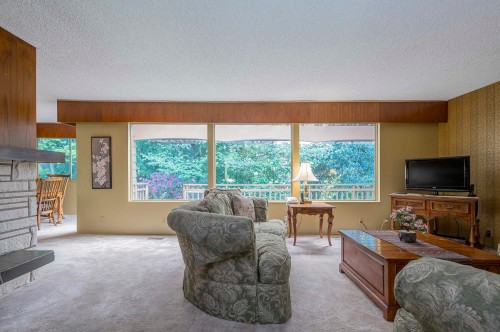 1168 Charland Avenue, Coquitlam, BC 