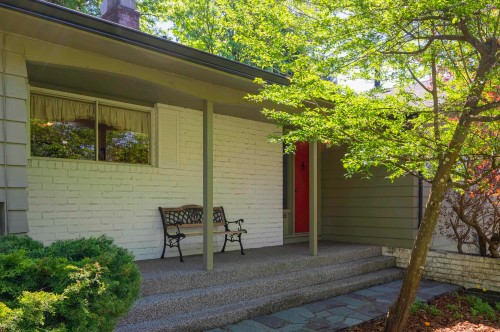 1168 Charland Avenue, Coquitlam, BC 