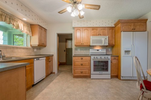 1168 Charland Avenue, Coquitlam, BC 