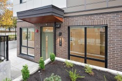 871 33rd Avenue W Vancouver, BC V5Z 2K5