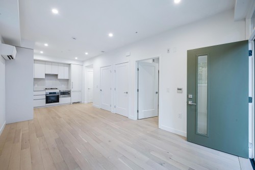 871 33Rd Avenue W, Vancouver, BC 