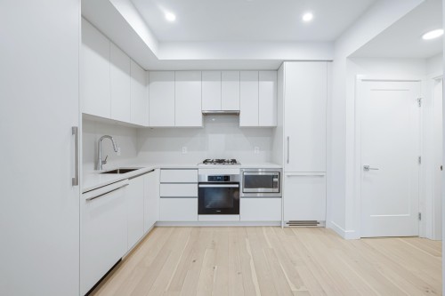 871 33Rd Avenue W, Vancouver, BC 