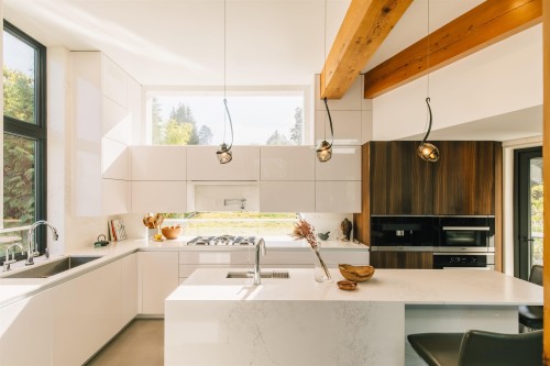 5038 Arbutus Street, Vancouver, BC 