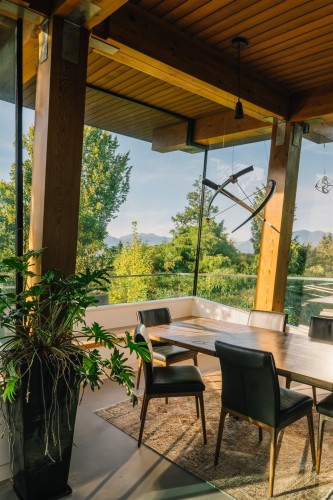 5038 Arbutus Street, Vancouver, BC 