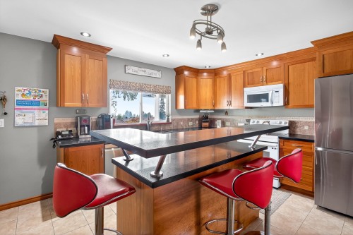 2126 Kugler Avenue, Coquitlam, BC 