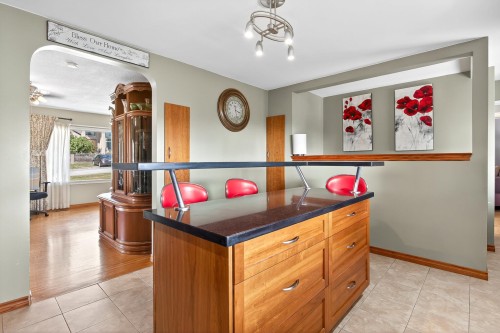 2126 Kugler Avenue, Coquitlam, BC 