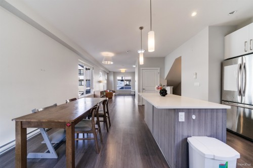 9-6028 Maple Road, Richmond, BC 