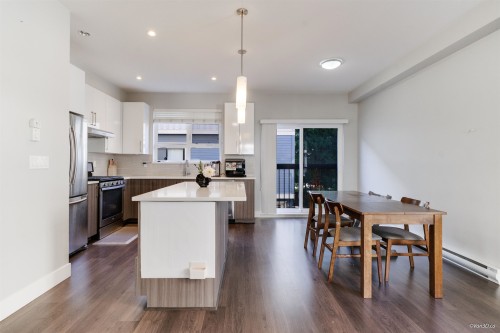 9-6028 Maple Road, Richmond, BC 