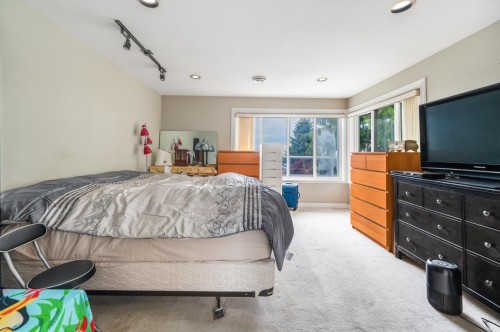 2085 Qualicum Drive, Vancouver, BC 