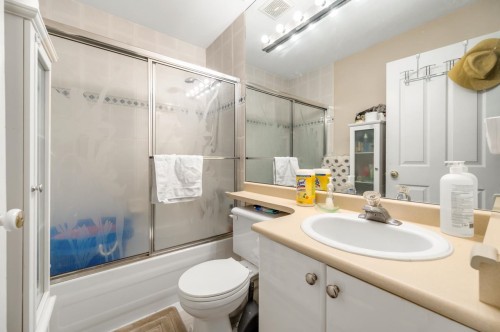 2085 Qualicum Drive, Vancouver, BC 