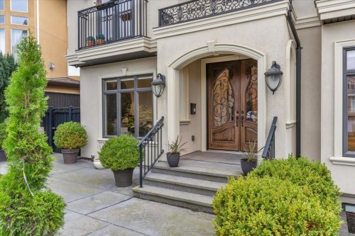 7158 Ridgeview Drive, Burnaby, BC 