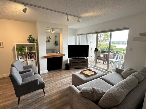 103-3 K De K Court  New Westminster, BC V3M 6B6