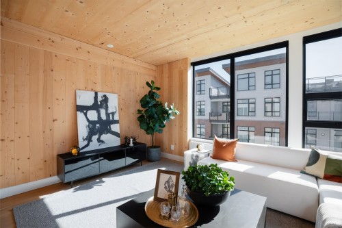 414-310 Salter Street, New Westminster, BC 