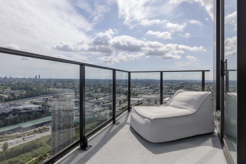 Ph2-2181 Madison Avenue, Burnaby, BC 