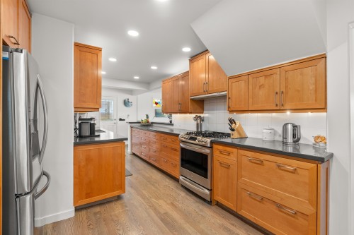 1188 Alderside Road, Port Moody, BC 